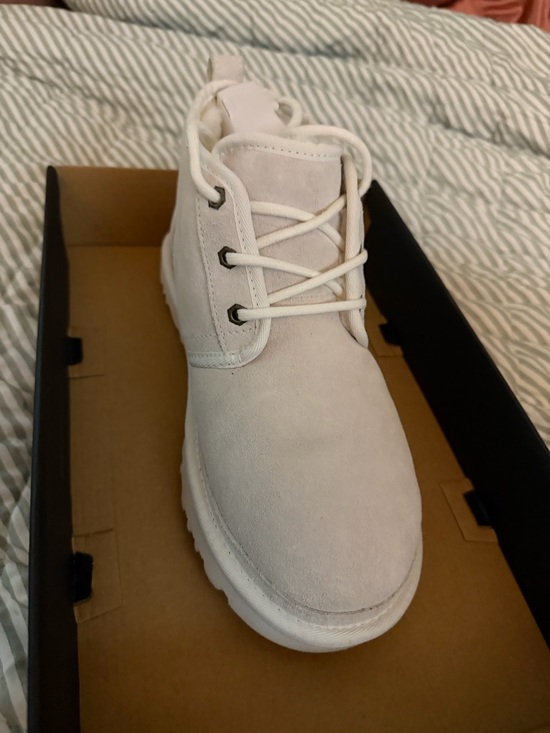 UGG white mens  Suede Chukka Boot